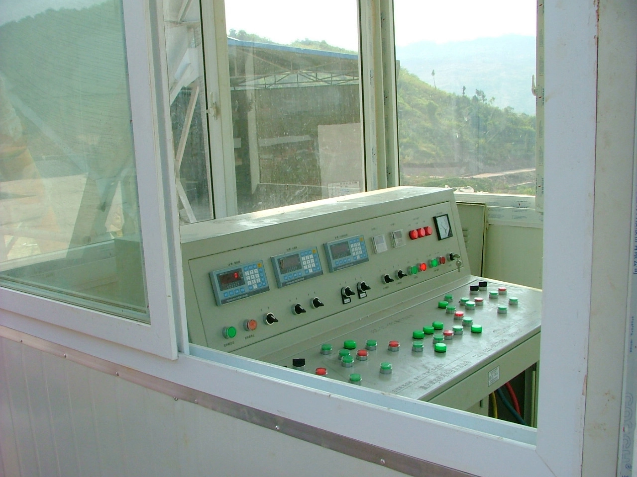 Automatic Batching System 8 Weighing Ingredient System 2