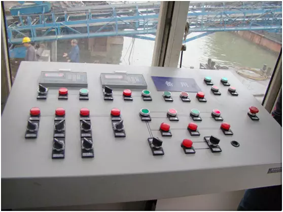 Centralized and Decentralized Control System for Weighing and Conveying 4 Centralized and Decentralized Control System for Weighing and Conveying3