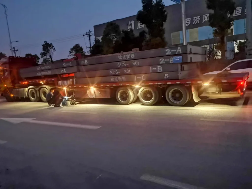 80 Ton Weighbridge for Heavy-Duty Industrial Truck Weighing 12 80 Ton Weighbridge6
