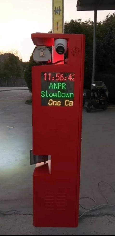 Unattended Truck Scale System with ANPR 2 automated license plate recognition system