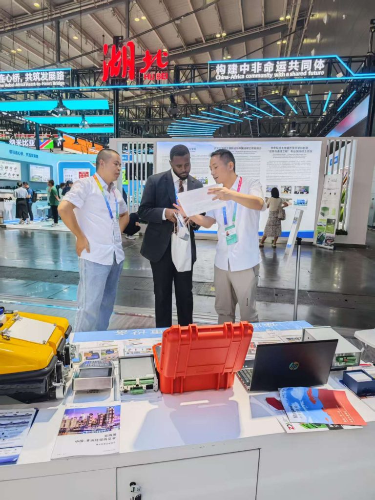 How Truck Scale Suppliers Help Users Reduce Lightning Strike Damages? 3 China-Africa Expo Bincheng in Discussions with Global Business Partners
